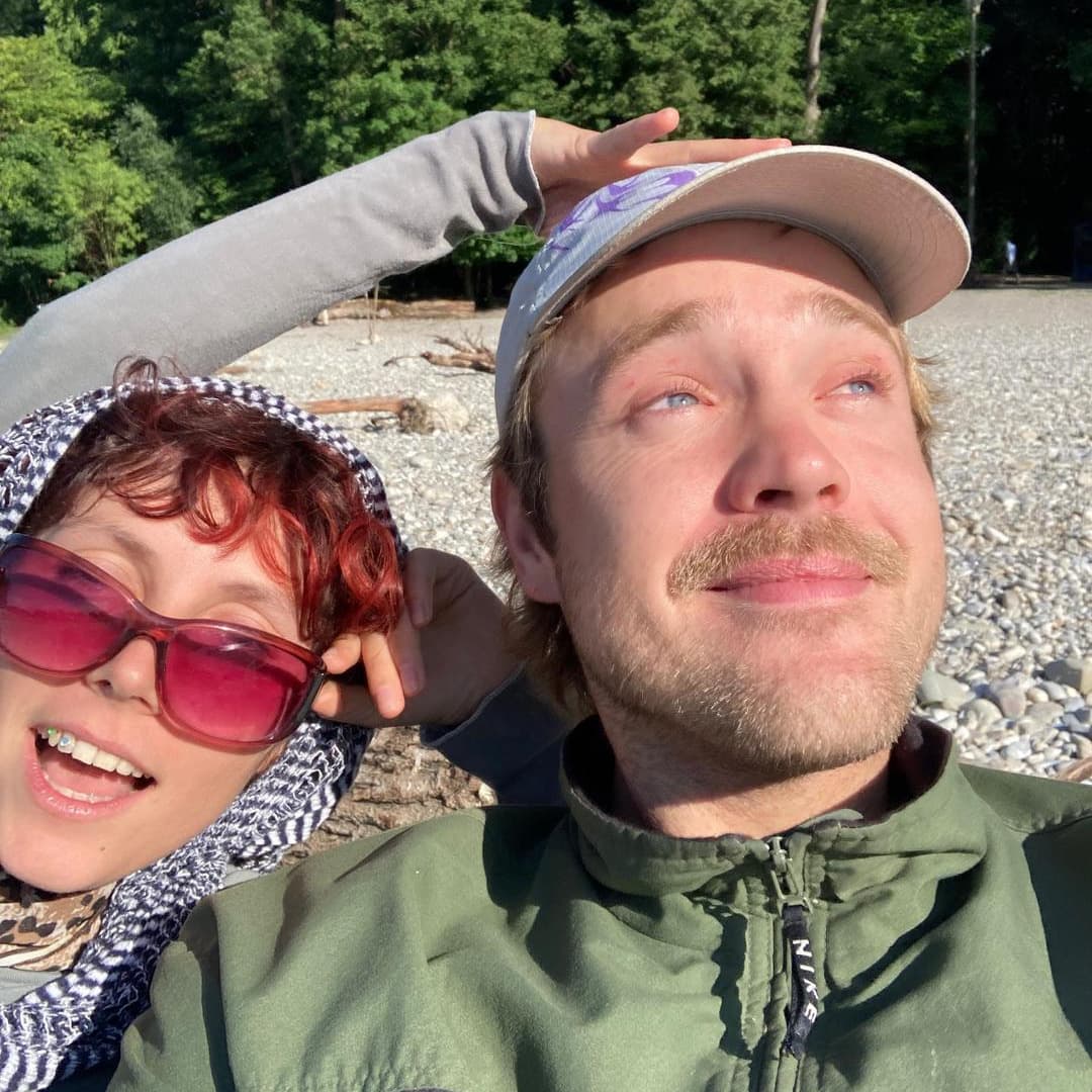 dolfinn b2b nunki Card Bild